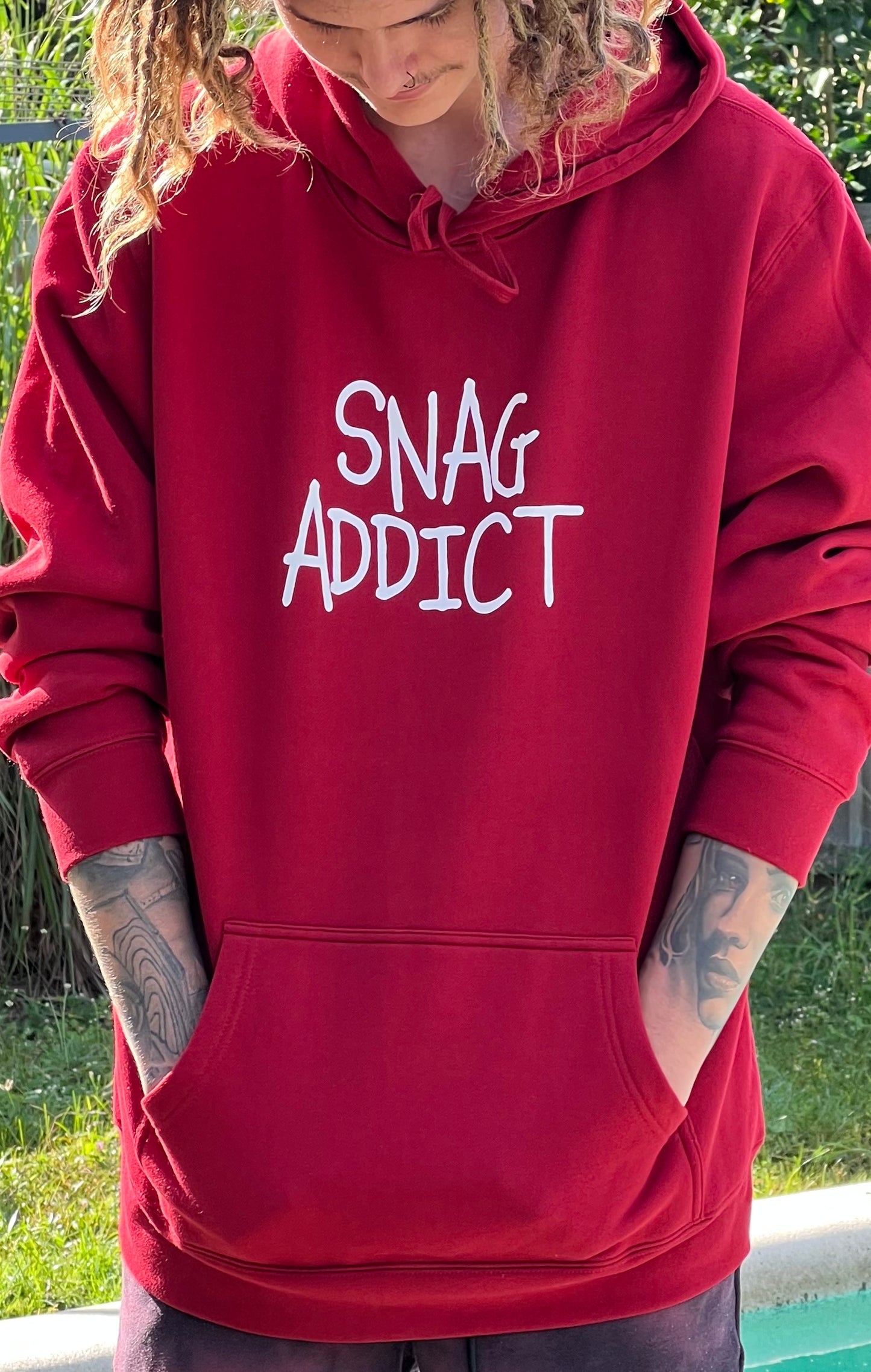 SNAG ADDICT HOODIE RED